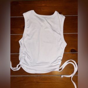shein cropped white top size small that scrunches on sides